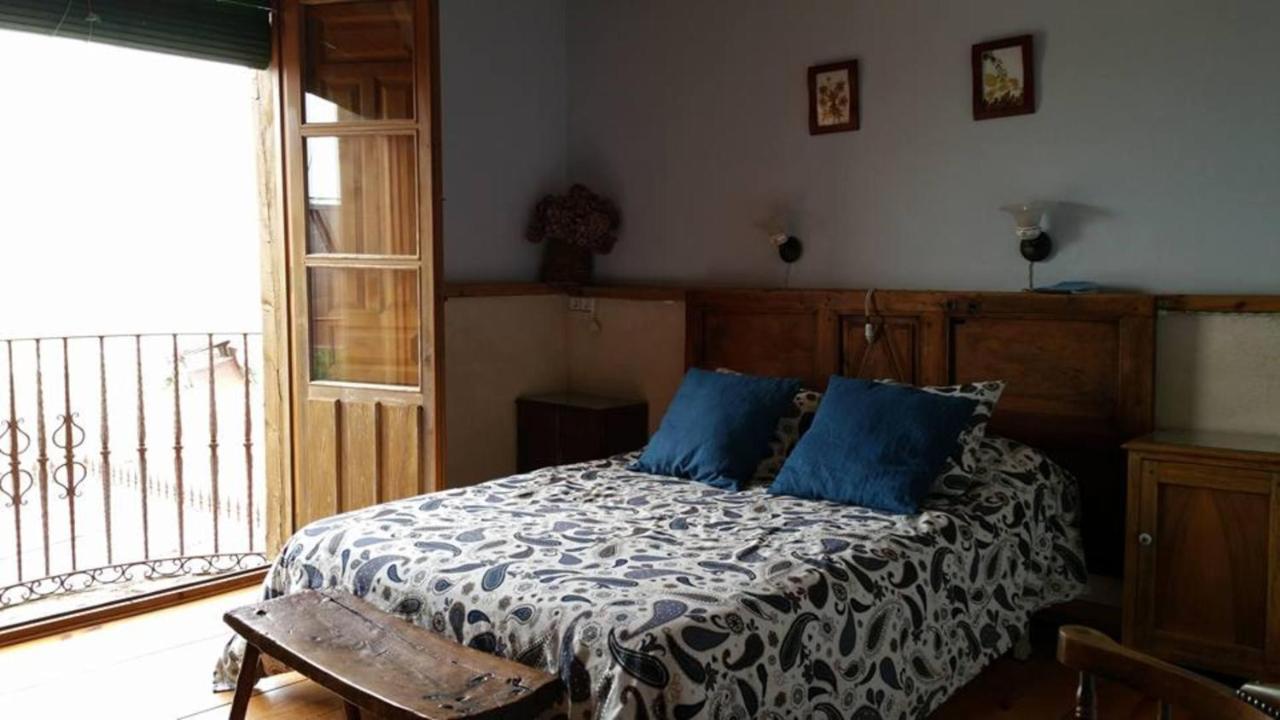 El Camino Real Pension Villovela de Pirón Buitenkant foto